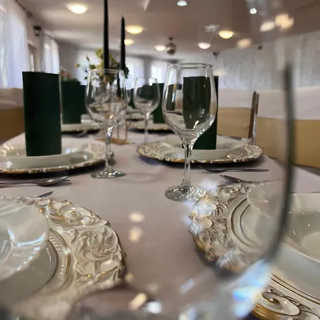 Penzion Dvorec Pensionat Dvorec